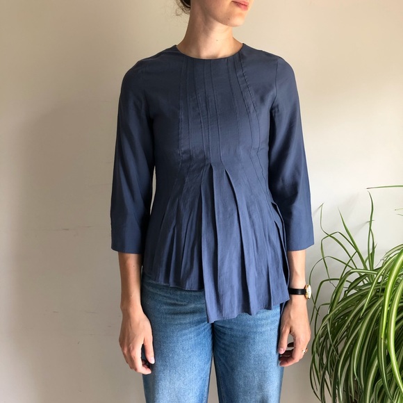 COS tailored asymmetrical top - Picture 1 of 5